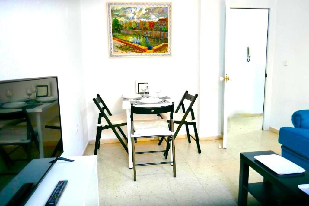 Sol Centro Apartment B Sevilla Bagian luar foto